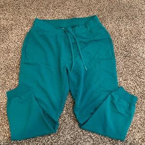 Mandala Scrub Joggers